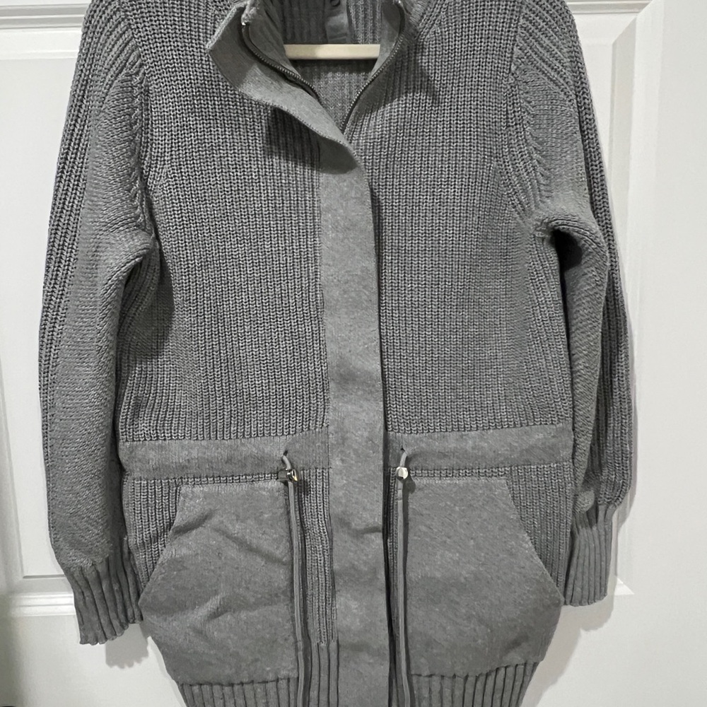 Lou & Grey Light Gray Knit Sweater